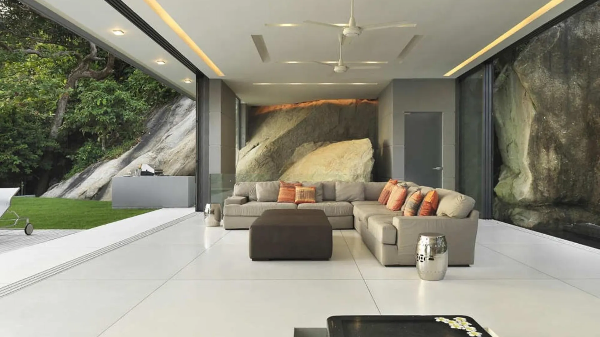 Lux Villa Italy Paris